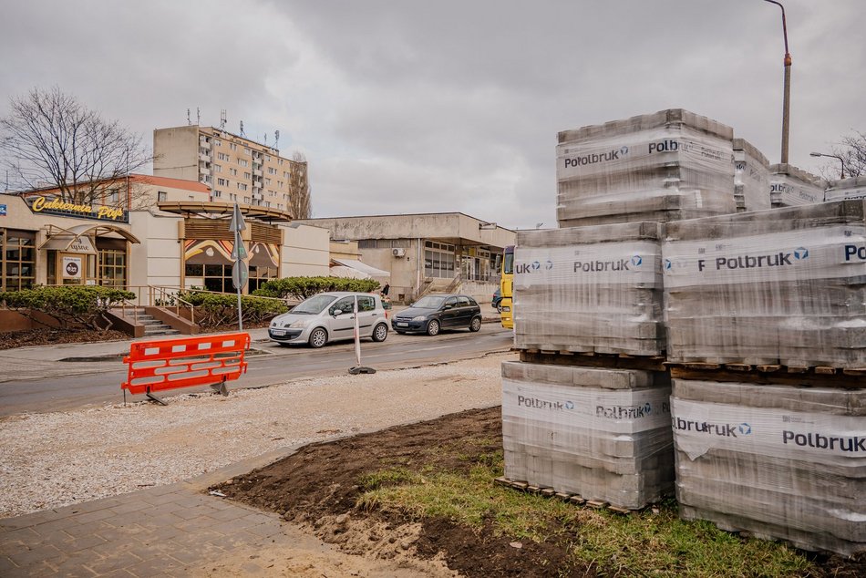 Remont Zaolziańskiej w Łodzi. Zobacz, jak drogowcy pracują nad nową jezdnią