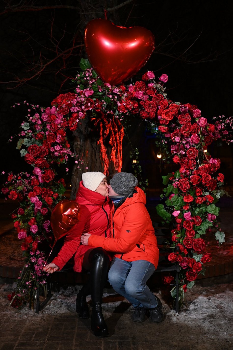 Łódź. Walentynki w Pasażu Rubinsteina w Łodzi. Aż czuć miłość w powietrzu!