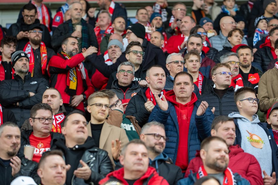 Łódź. Kibice na meczu Widzewa Łódź z Górnikiem Zabrze. Byłeś/aś? Znajdź się w galerii!