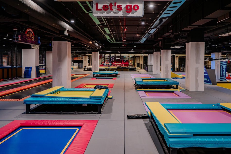 Park trampolin w Nowej Sukcesji w Łodzi