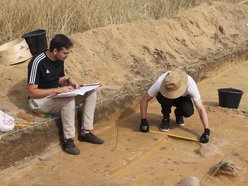 Łódź. Wykopaliska sprzed 3 tysięcy lat! Archeolodzy z Uniwersytetu Łódzkiego odkryli prawdziwe skarby