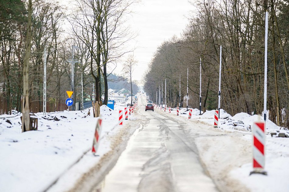Łódź. Remont Szczecińskiej pomimo niekorzystnej pogody