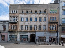 Łódź. Nowe artystyczne podwórko przy Piotrkowskiej. Strzemiński inspiracją dla detali