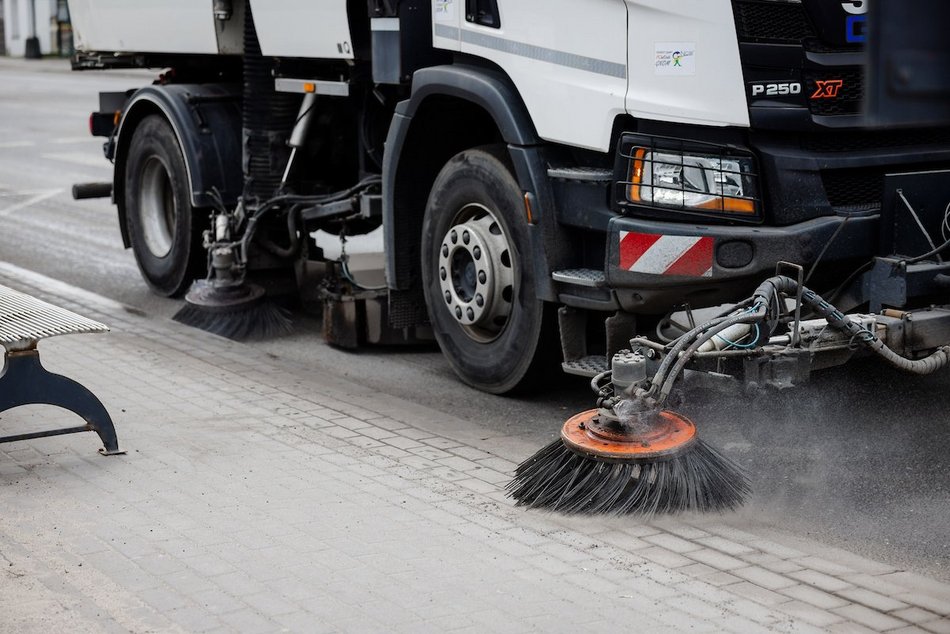 Wielkie sprzątanie Łodzi trwa. Gdzie zobaczymy ekipy porządkowe? [RAPORT]