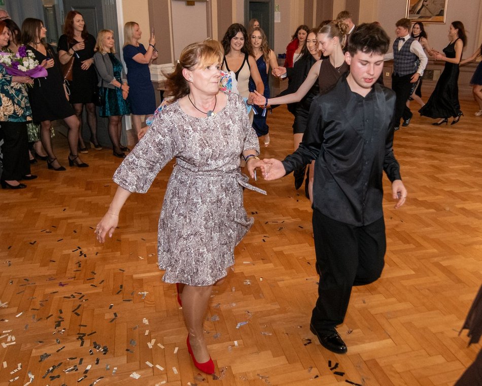 Łódź. A po maturze… bawiliśmy się doskonale! Bal pomaturalny w III LO w Łodzi