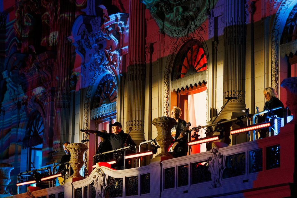 Łódź. De Mono na Light Move Festival 2025 Łódź!