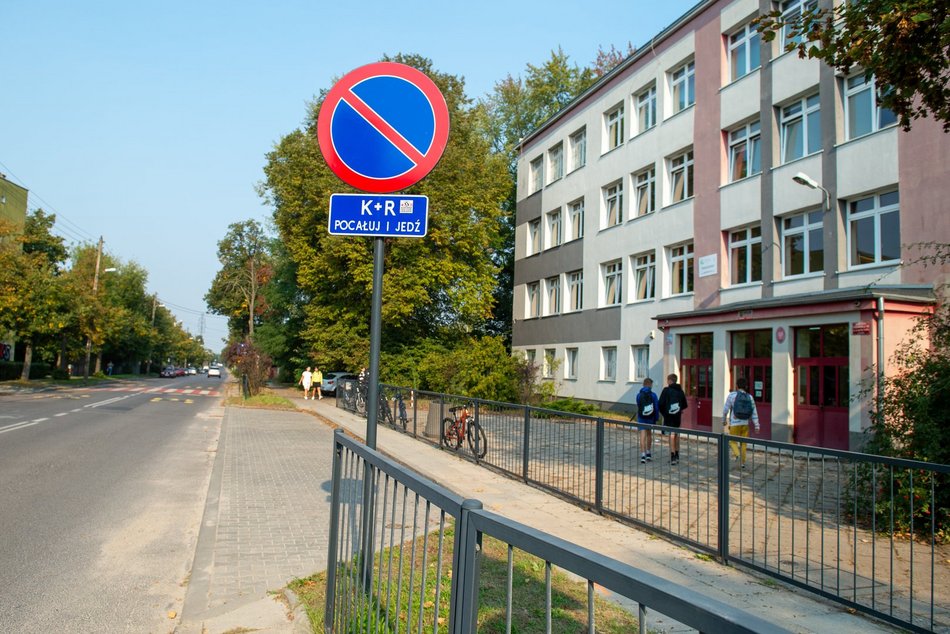 [Translate to Ukraiński:] Parkingi kiss&ride przy szkołach w Łodzi