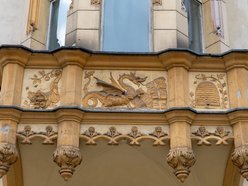 Łódź. Kamienica przy Piotrkowskiej 143
