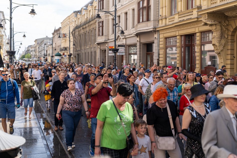 Swingowy Spacer po Piotrkowskiej powrócił