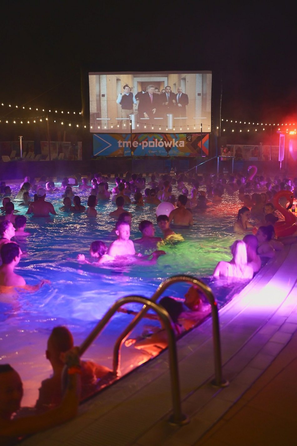 Łódź. Pink Party w Aquaparku Fala. To najbardziej różowa impreza w Łodzi