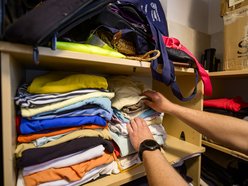 Ciepła odzież na zimę potrzebna od zaraz! Pomóż osobom w kryzysie bezdomności z Łodzi