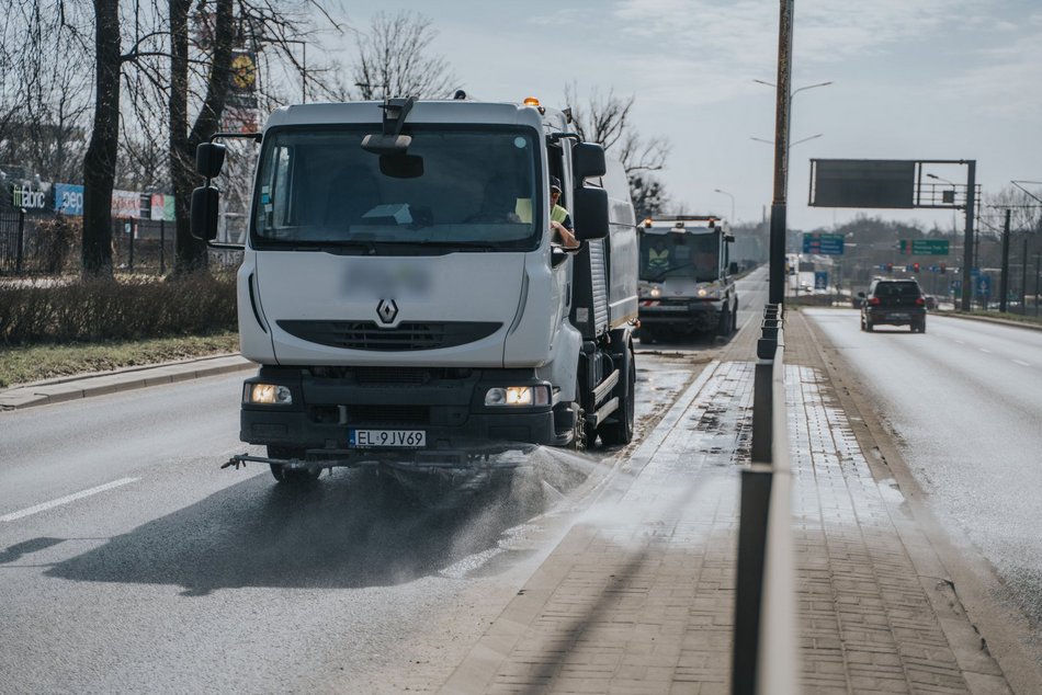 Łódź. Kolejny dzień wielkiego sprzątania w Łodzi. Na których ulicach pracują ekipy porządkowe?