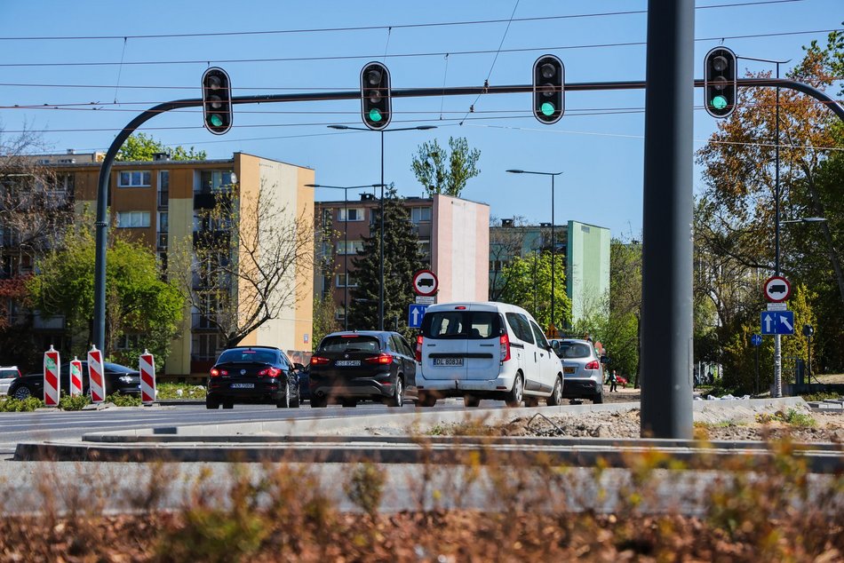 Śmigłego-Rydza, Rondo Broniewskiego i Niższa już przejezdne! Wrócił pełen ruch