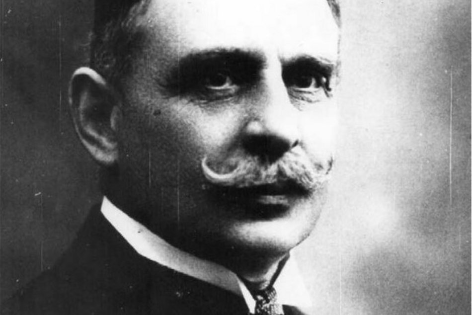 Pomocna aptekarska dłoń. Łódzkie losy Wiktora Groszkowskiego 