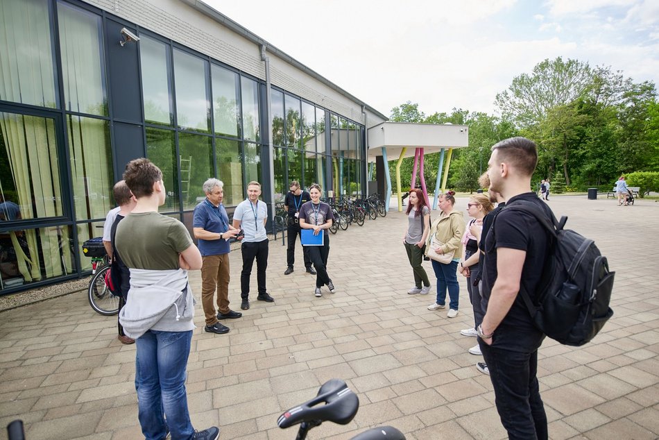 Łodzianie podczas Nocy Muzeów Łódź 2024 zobaczyli podbasenie i strefę filtracji Aquaparku Fala