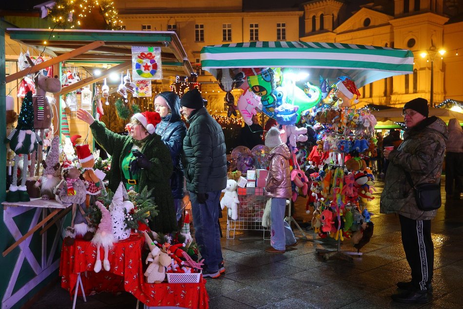 Świąteczny klimat na Jarmarku Bożonarodzeniowym w Łodzi