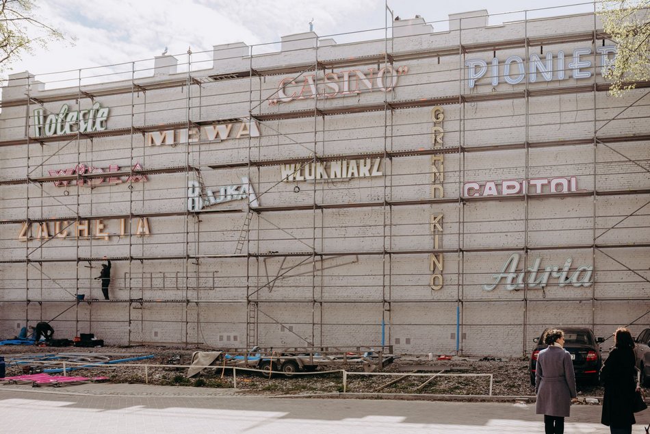 Łódź. Neony kultowych kin w Łodzi znów zabłysną! W nowym pasażu powstaje wyjątkowa galeria