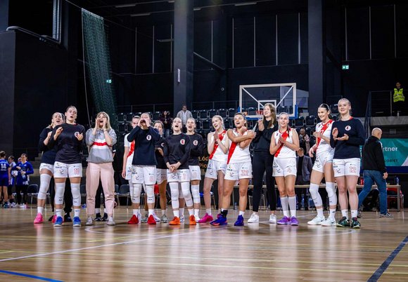 Łódź. ŁKS KK Łódź wrócił na zwycięską ścieżkę. Udane zakończenie roku przed własną publicznością