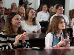 Stypendia dla najzdolniejszych. Wybitni uczniowie z Łodzi zostali nagrodzeni