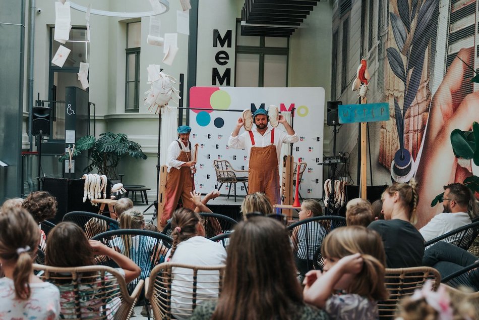 Łódź. Sokrates w piaskownicy. Za nami spektakl w ramach „Lata w MeMo”