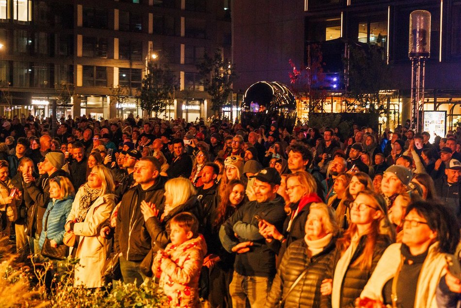 Łódź. De Mono na Light Move Festival 2025 Łódź!