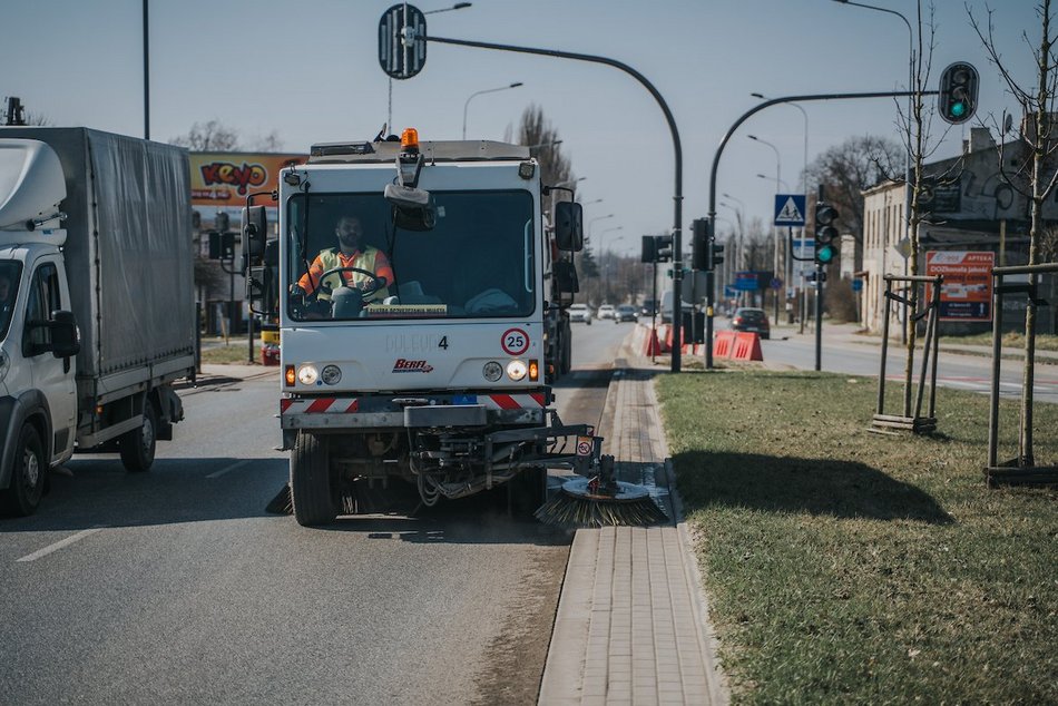 Wielkie sprzątanie Łodzi trwa