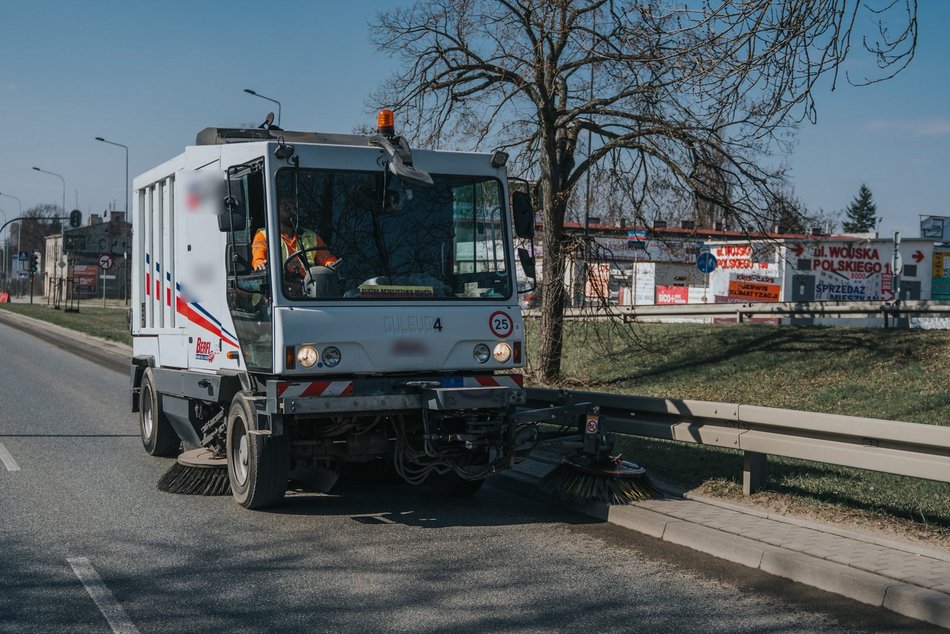 Łódź. Kolejny dzień wielkiego sprzątania w Łodzi. Na których ulicach pracują ekipy porządkowe?