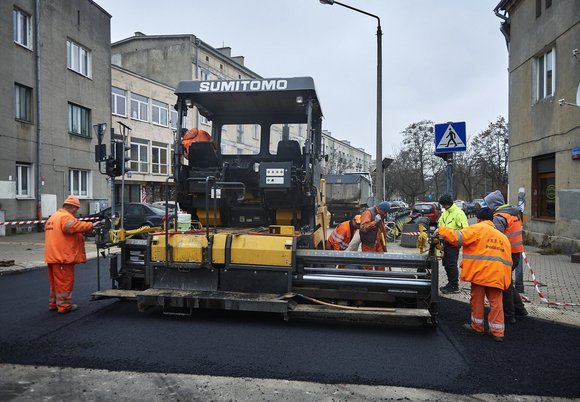 Remont nawierzchni - ulica Srebrzyńska