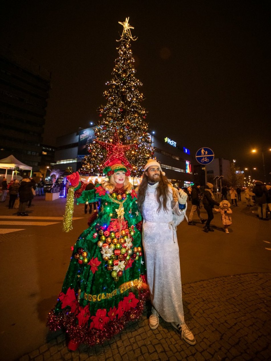 Ялинка на Piotrkowskiej вже готова до свят