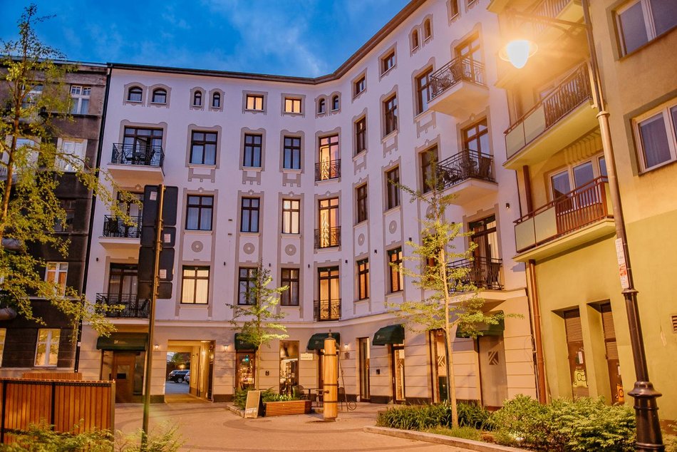 Łódź. Były ruiny, są luksusowe kamienice! Te miejsca w Łodzi przeszły prawdziwą metamorfozę