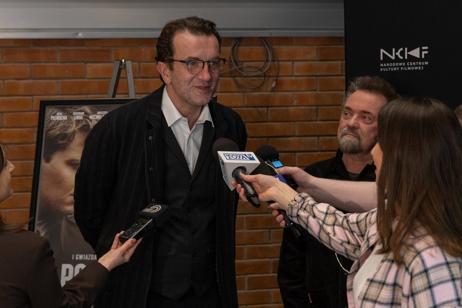 Łódź. Tomasz Kot i Antoni Pawlicki w kinie EC1 Łodź. Gościli na premierowym pokazie filmu „Pojedynek”