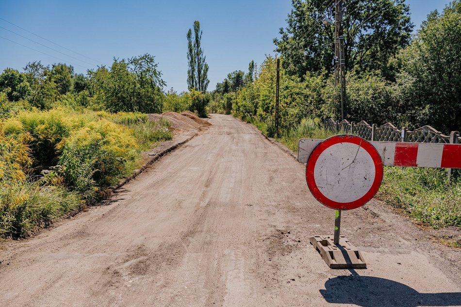 Remont Olkuskiej. Zobacz, jak ciężki sprzęt pracuje na budowie!