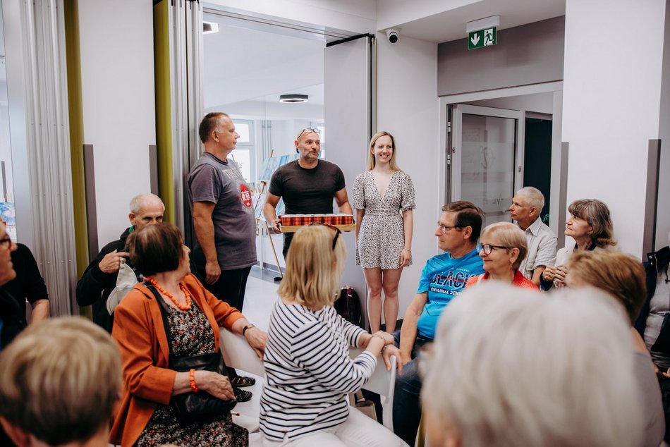 Wernisaż prac łódzkich seniorów w Centrum Zdrowego i Aktywnego Seniora przy ul. Nastrojowej 10