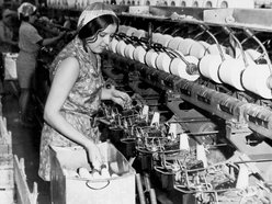 Łódź. Dzień Włókniarza w Łodzi. Otwarcie wystawy w Manufakturze, parada, tańce i więcej