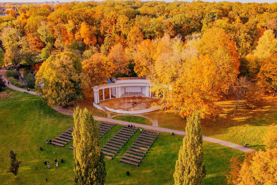 Łódź. Jesienna Łódź z lotu ptaka. Te zdjęcia zapierają dech w piersiach
