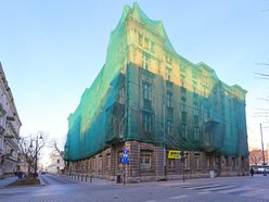 Kamienica z motylem na sprzedaż! Za ile wystawili budynek dawnego Pewexu?