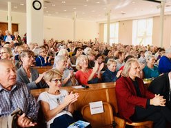 Łódź. seniorzy biją brawo