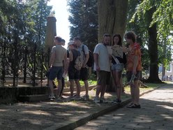 Łódź. Małe historie wielkiego miasta. Nietypowa gra terenowa na Starym Cmentarzu w Łodzi