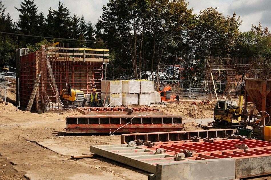 Łódź. Nowe przedszkole w Nowosolnej. Budowa nie zwalnia tempa