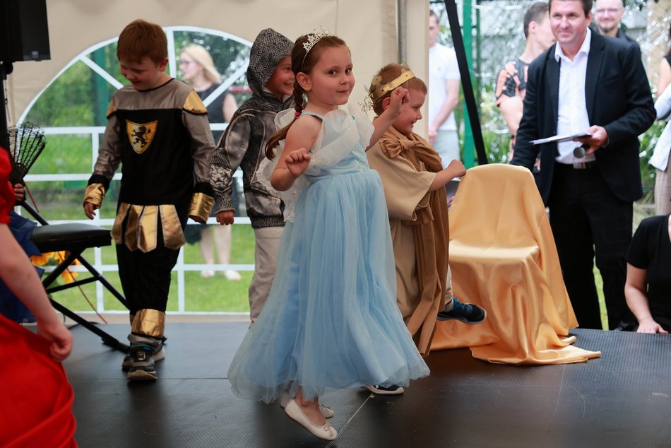 Przedszkole nr 215 w Łodzi świętuje 40-lecie! Przedszkolaki skradły całe show