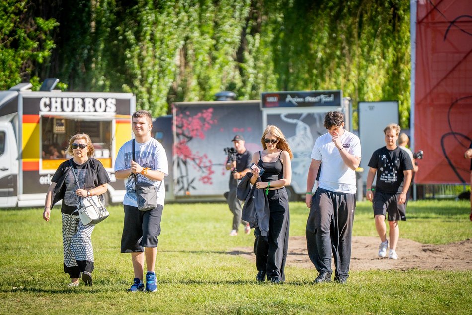 Łódź. Tłumy na Juwenaliach 2026 w Łodzi. Byłeś/aś pierwszego dnia? Znajdź się na zdjęciach!