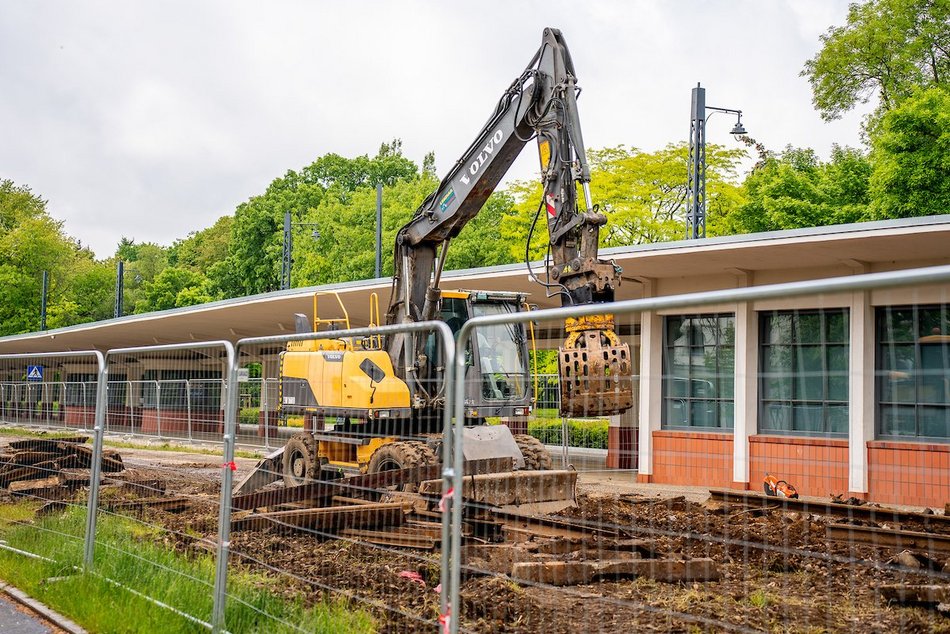 Łódź. Remont krańcówki MPK Łódź przy Północnej wystartował. Modernizacja pełna parą!