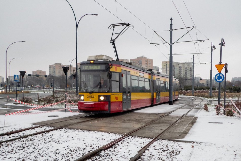 Łódź. Koniec remontu torowiska przy rondzie Sybiraków w Łodzi. Tramwaje MPK Łódź wróciły na trasy