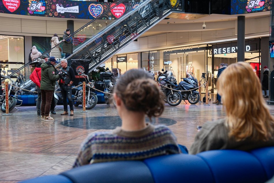 Łódź. WOŚP 2026 w Łodzi wystartował w Manufakturze! Zobacz te wspaniałe motocykle i bolidy