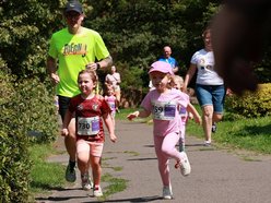 Łódź. Botaniczna Piątka w Ogrodzie Botanicznym w Łodzi. Biegowe emocje i pozytywna energia