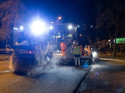 Łódź. Nocne prace w Nowosolnej