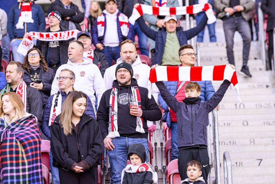 Kibice na meczu ŁKS Łódź z GKS Tychy. Byłeś? Znajdź się w galerii!