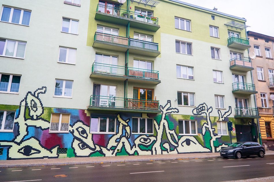 Łódź. Nowy mural w centrum Łodzi! Tak kolorowo tam jeszcze nie było
