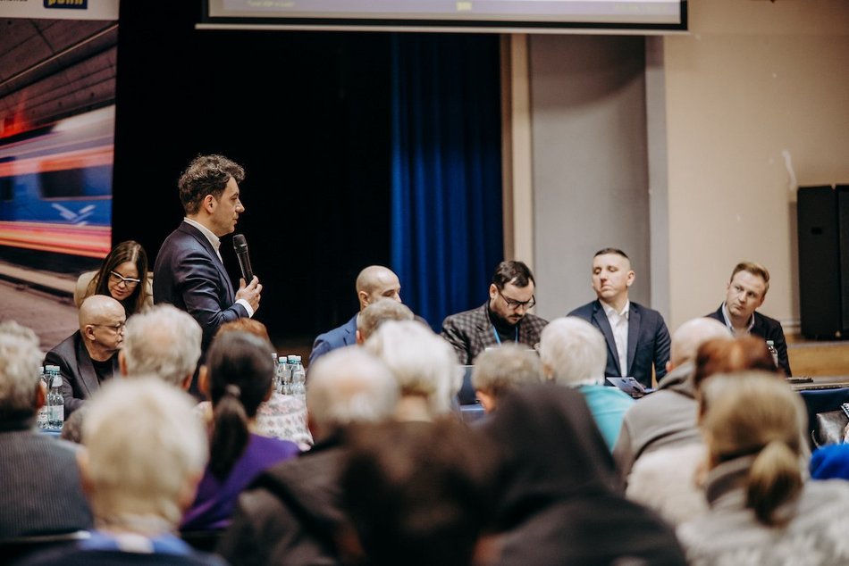 Łódź. KDP. Pierwsze spotkanie wykonawcy z mieszkańcami odbyło się na Karolewie