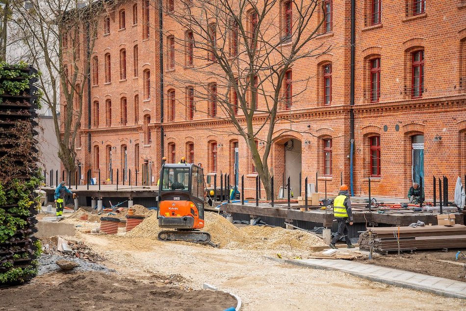 Łódź. Famuły przy Ogrodowej 24 w Łodzi prawie gotowe!